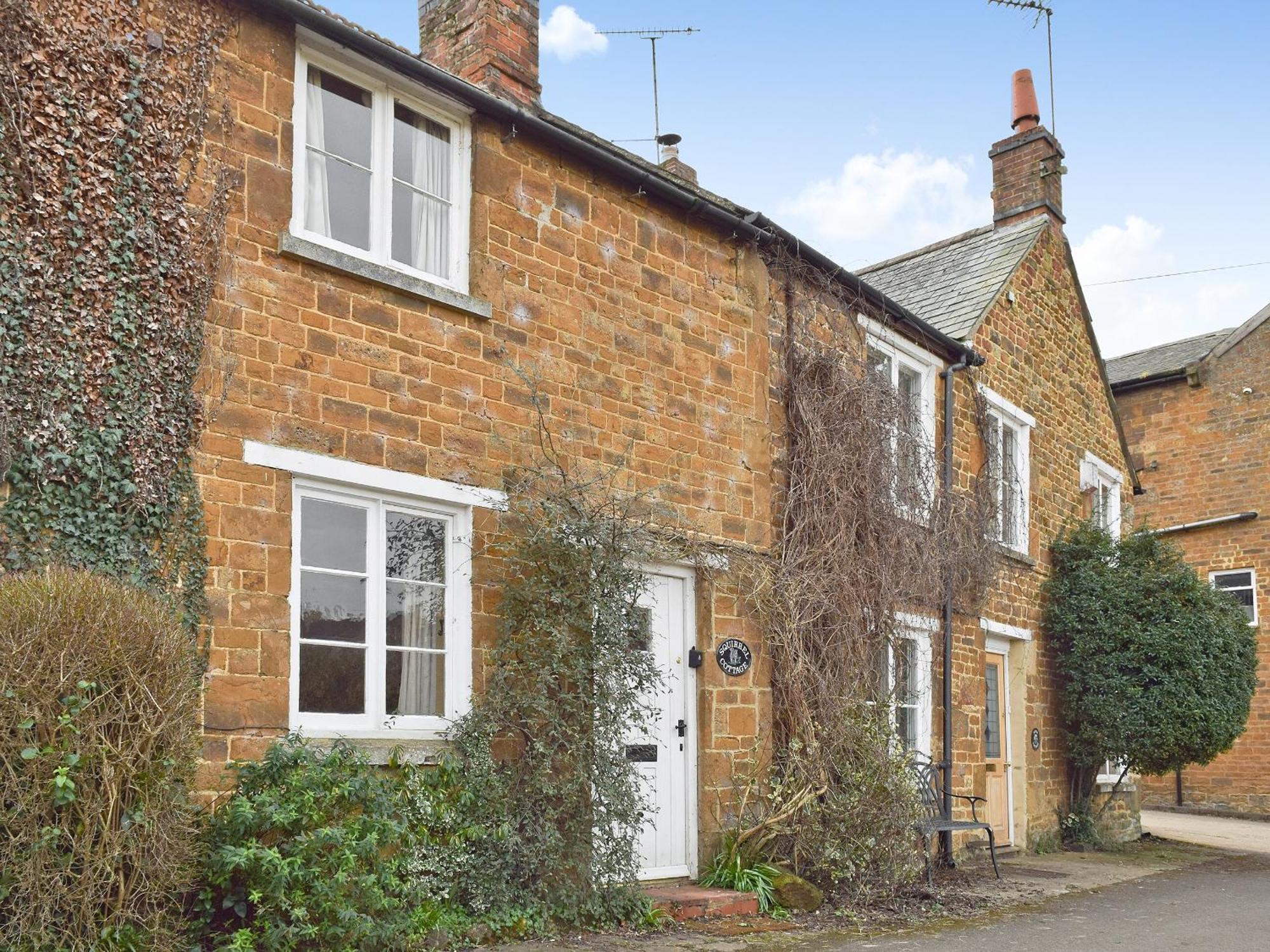 Squirrel Cottage Hook Norton ภายนอก รูปภาพ